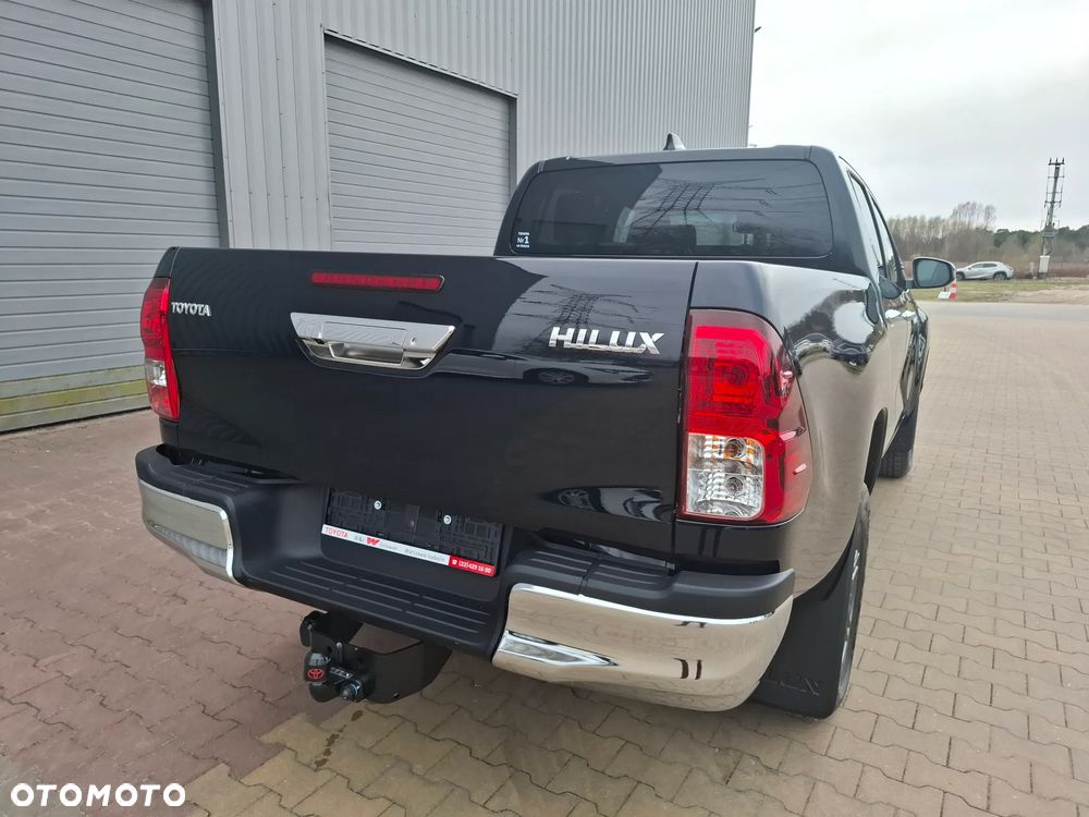 Toyota Hilux - 8