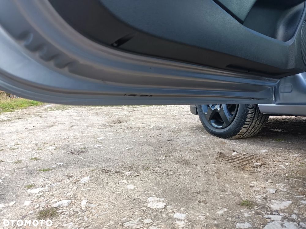 Opel Astra GTC 1.8 - 30