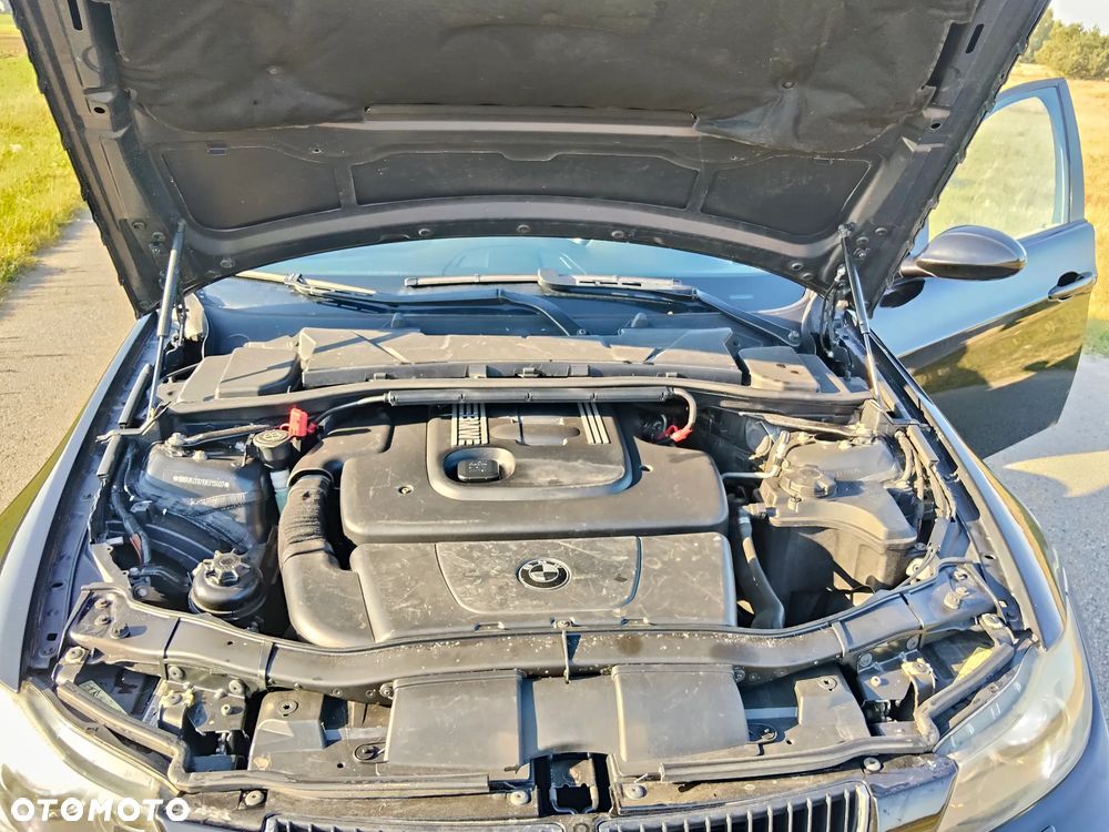 BMW Seria 3 320d - 31