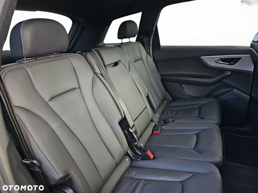 Audi Q7 - 26