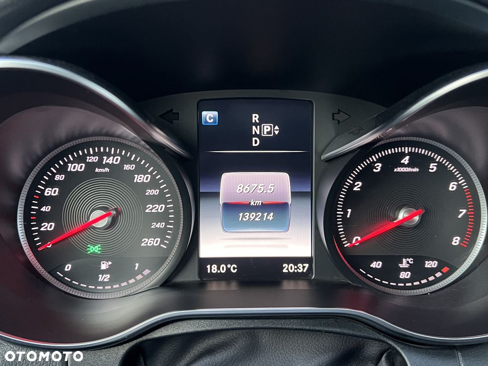 Mercedes-Benz Klasa C 300 7G-TRONIC AMG Line - 6