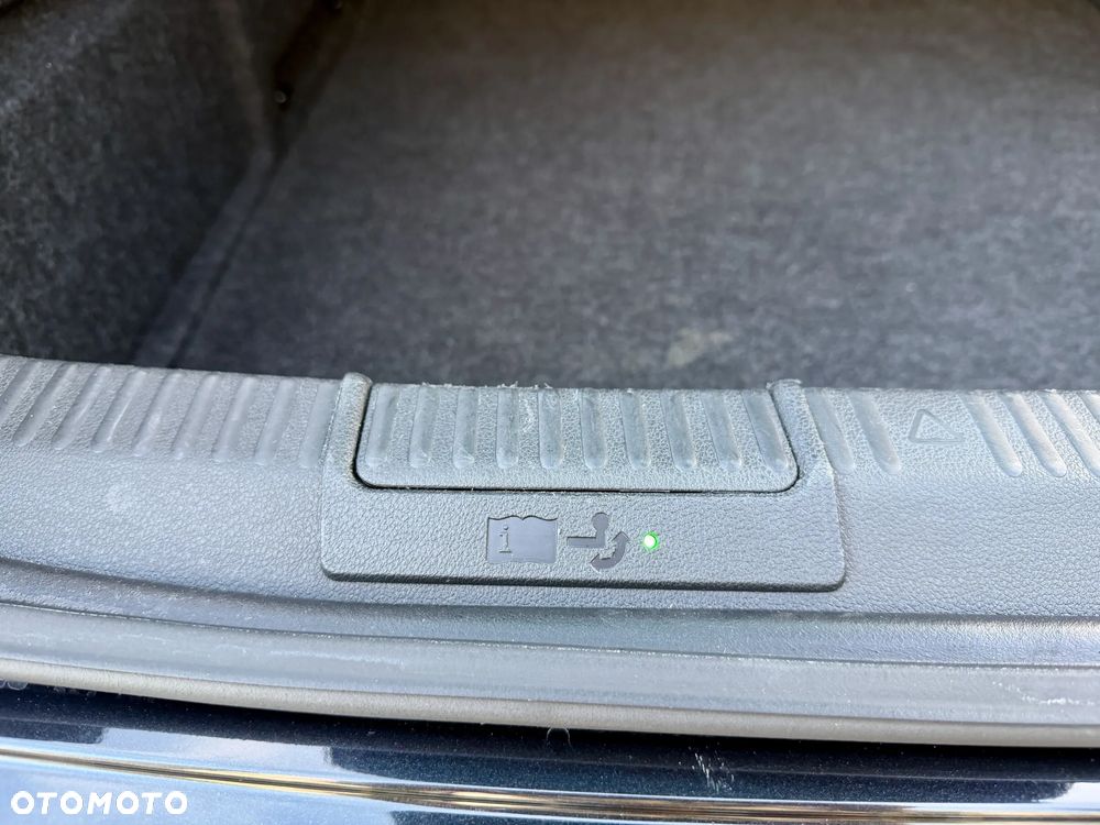 Skoda Superb 2.0 TSI 4x4 L&K DSG - 35