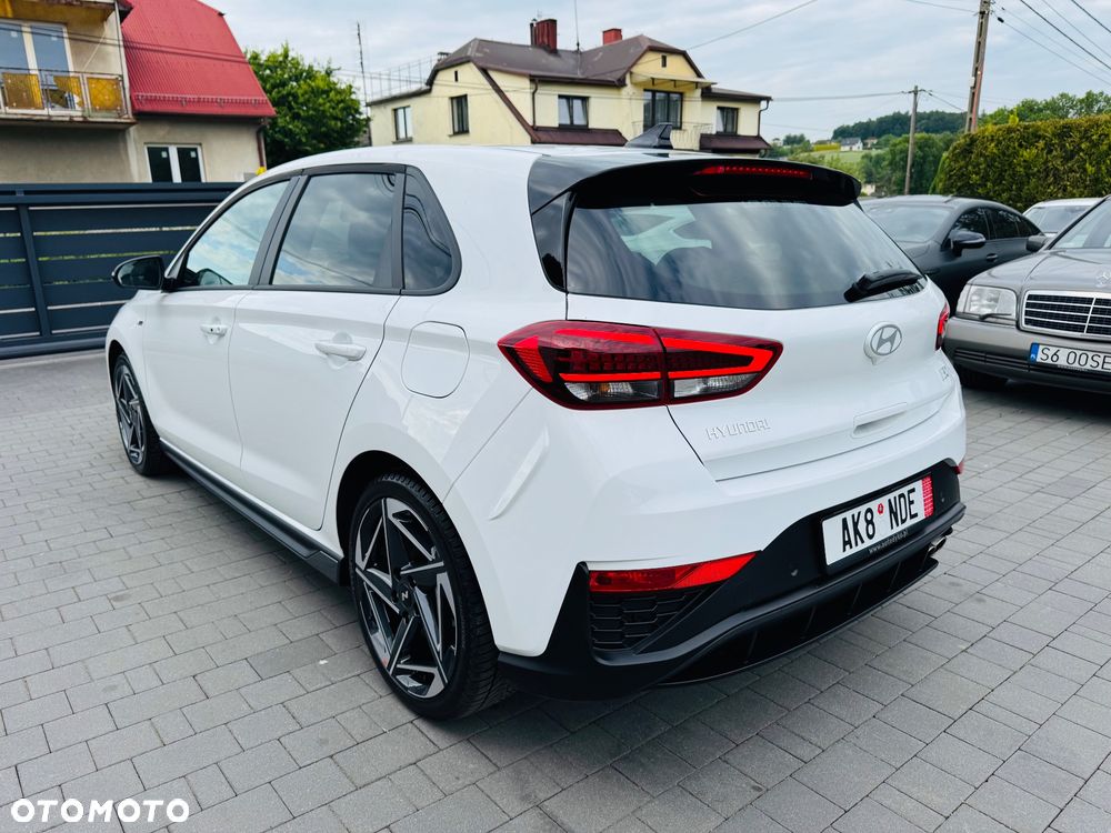 Hyundai i30 1.5 T-GDI 48V Modern DCT - 13