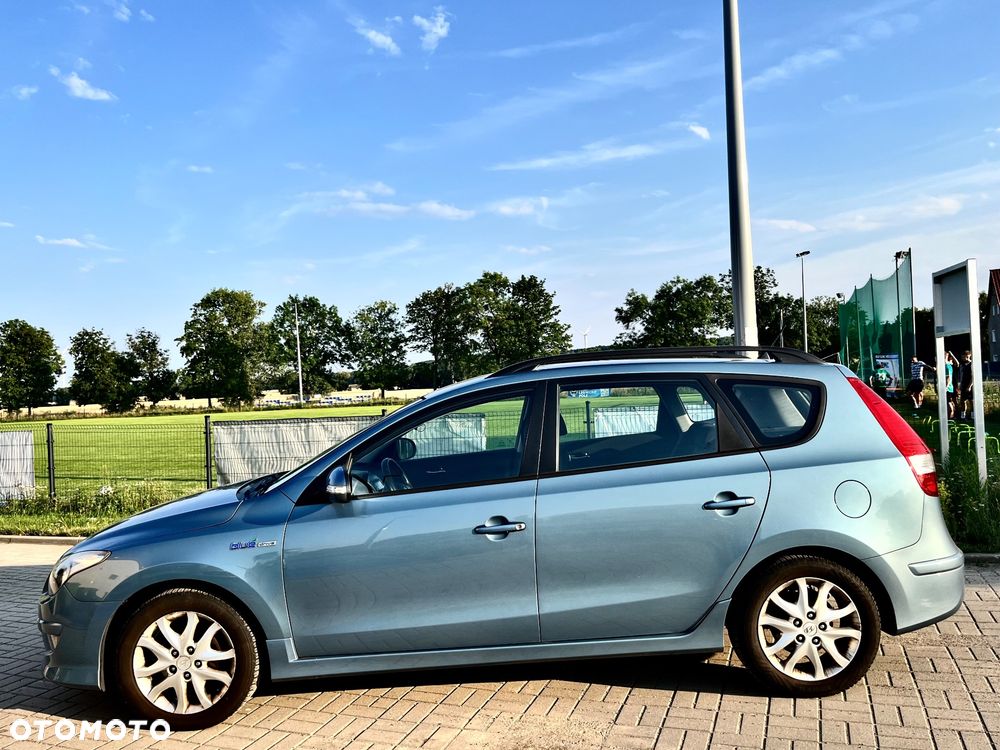 Hyundai i30 i30cw 1.4 FIFA WM Edition - 4