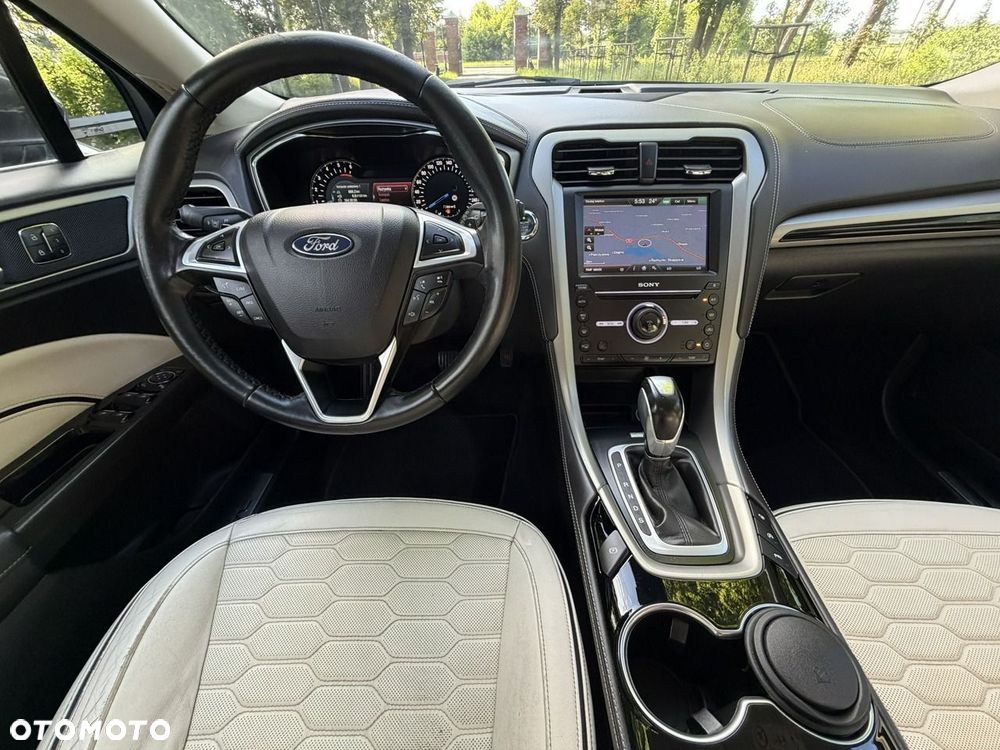 Ford Mondeo - 33