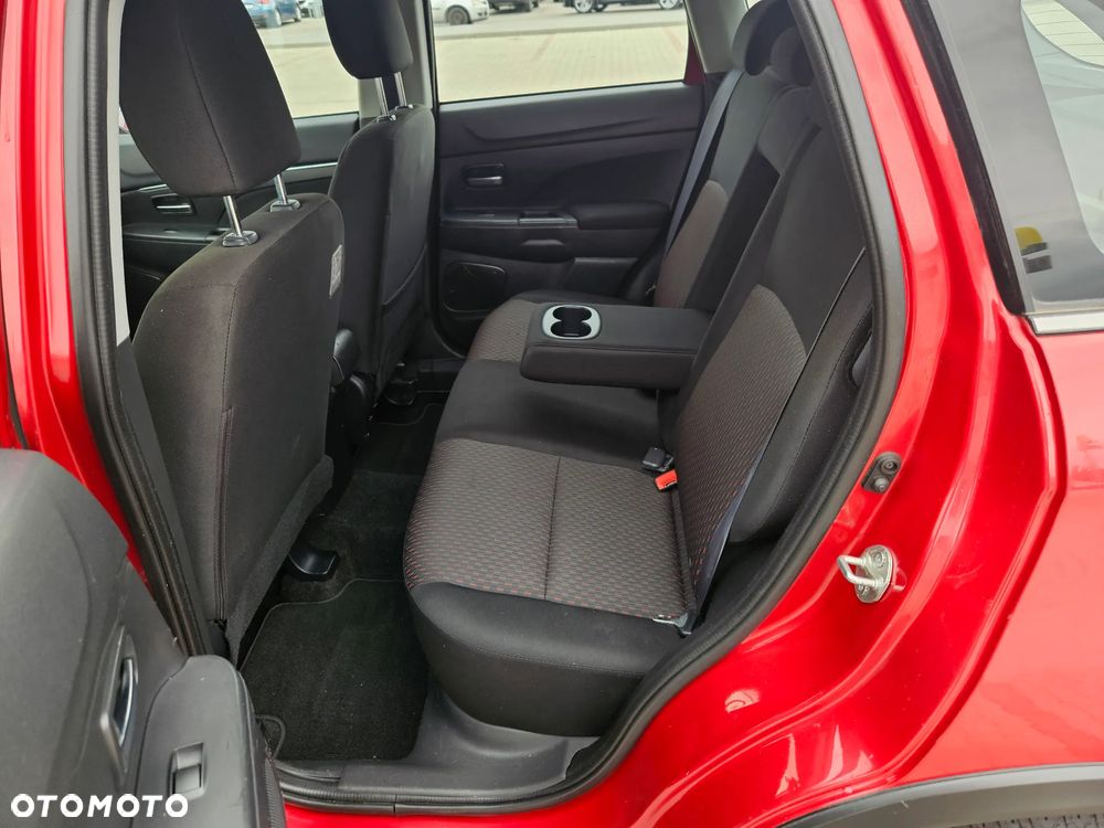 Mitsubishi ASX - 8