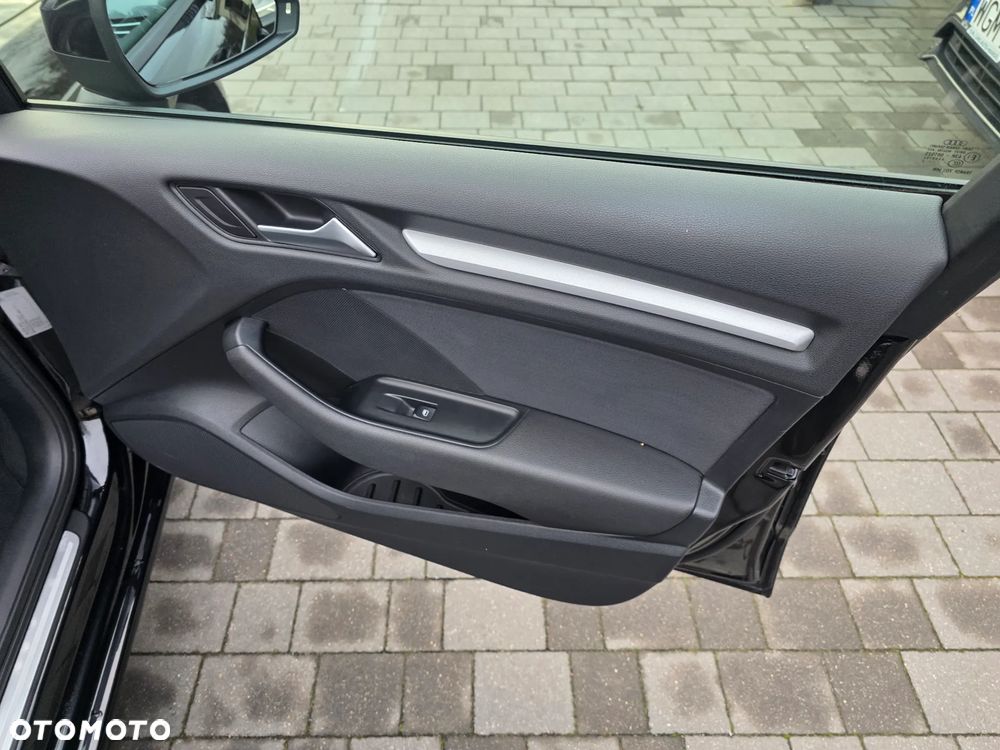 Audi A3 Sportback 1.4 TFSI Attraction - 9