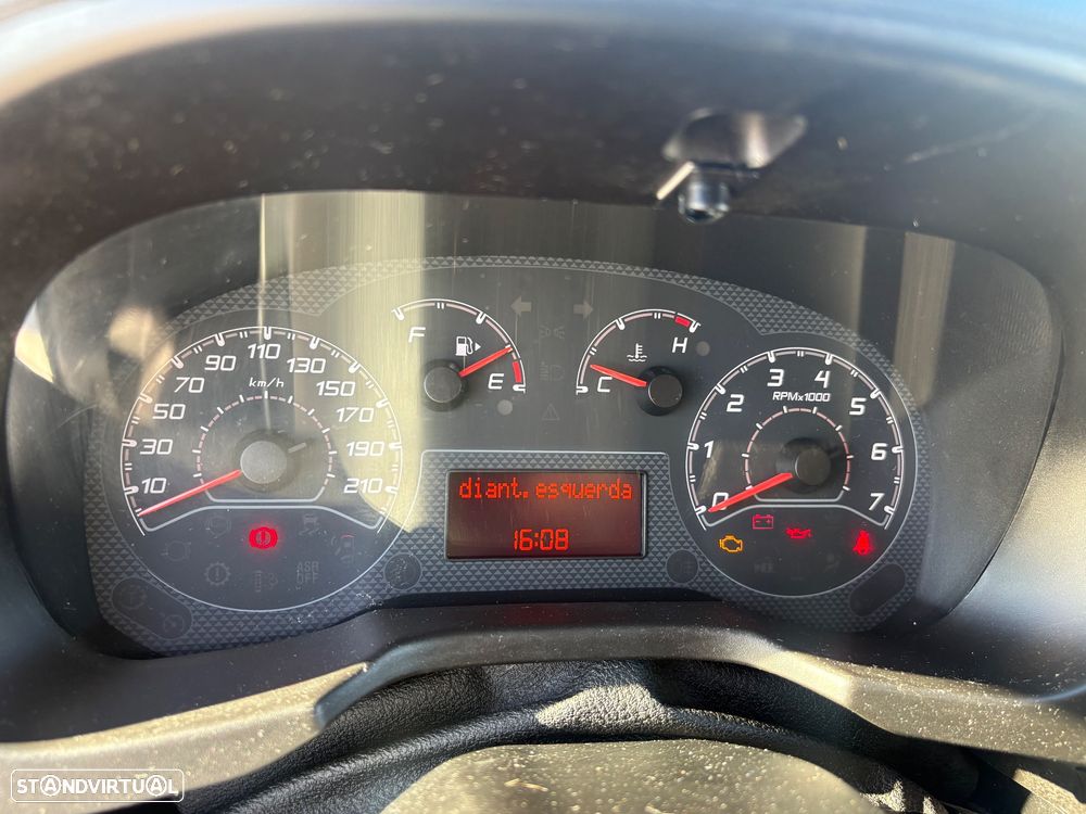 Fiat Fiorino 1.3 M-Jet SX - 30