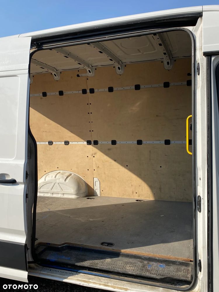 Volkswagen crafter - 9
