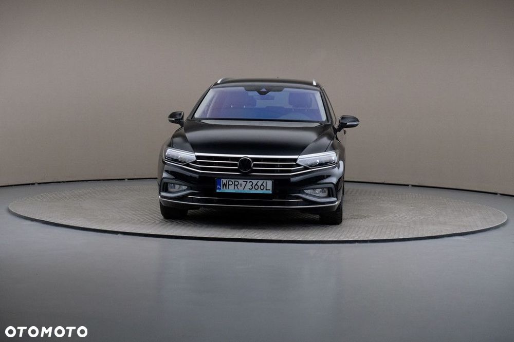 Volkswagen Passat Variant 2.0 TSI Elegance DSG - 3