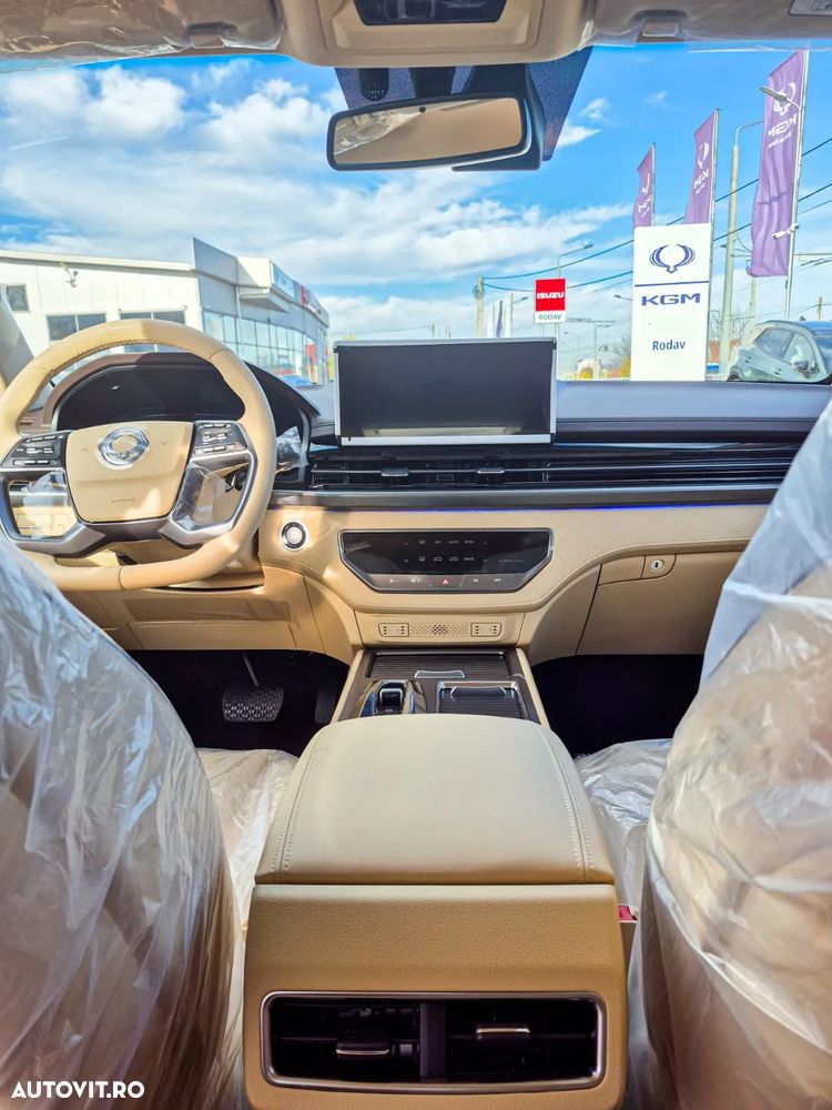 KG Mobility Rexton - 17