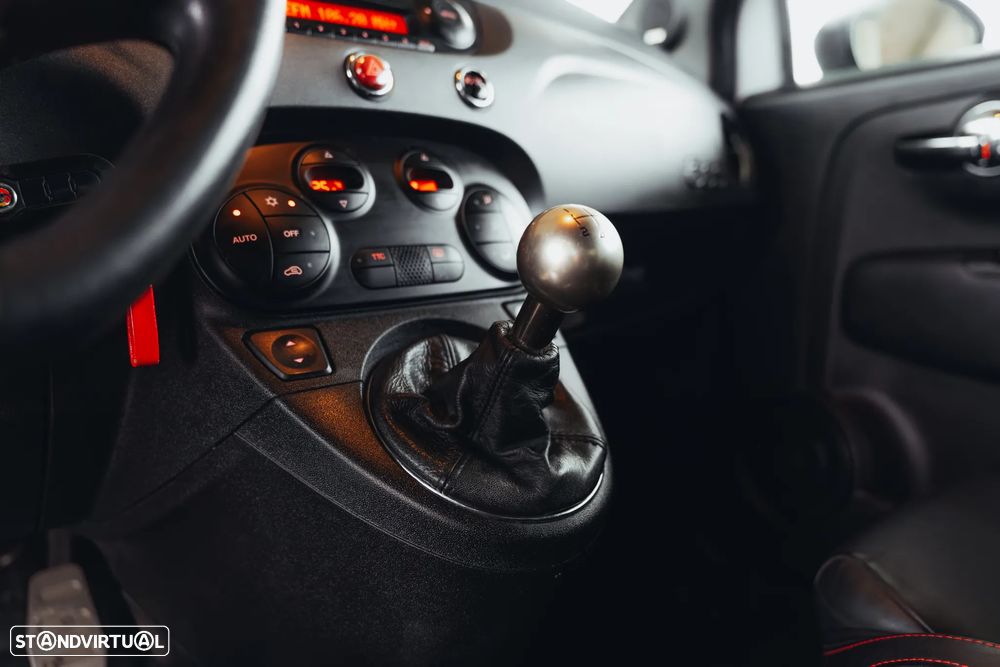 Abarth 595 1.4 T-Jet Competizione - 26