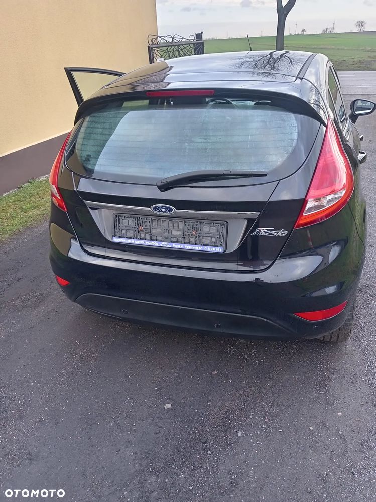 Ford Fiesta 1.25 Ghia - 12