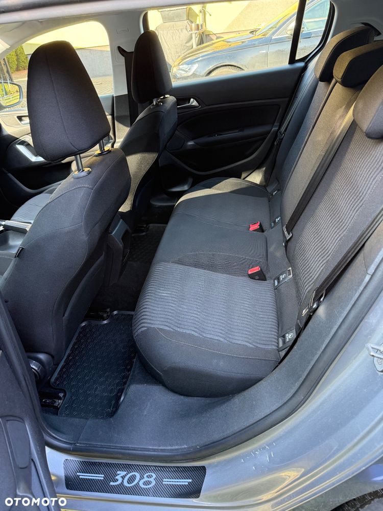Peugeot 308 1.6 THP Access - 12