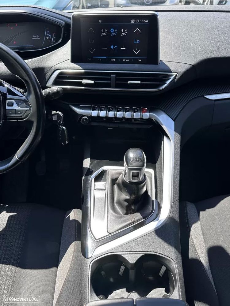 Peugeot 5008 1.2 PureTech Allure Pack - 44