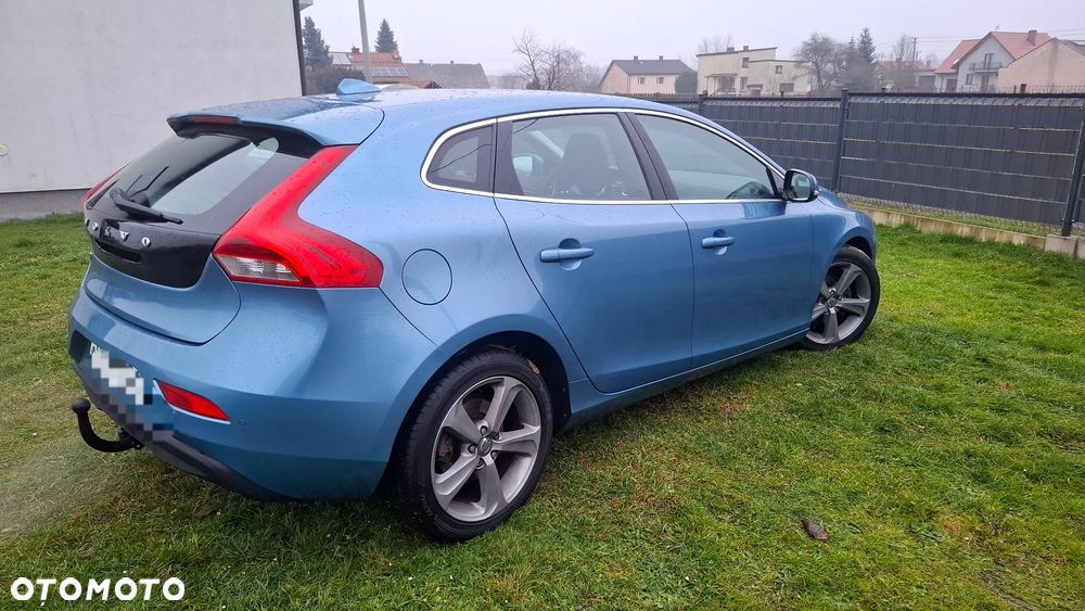 Volvo V40 D2 You - 4
