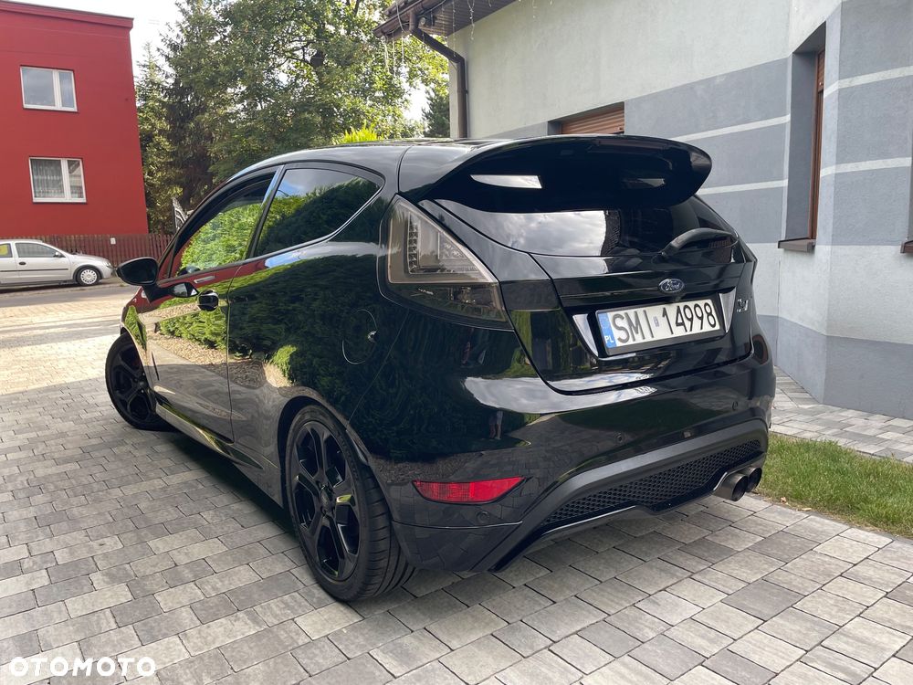 Ford Fiesta 1.6 EcoBoost ST - 5