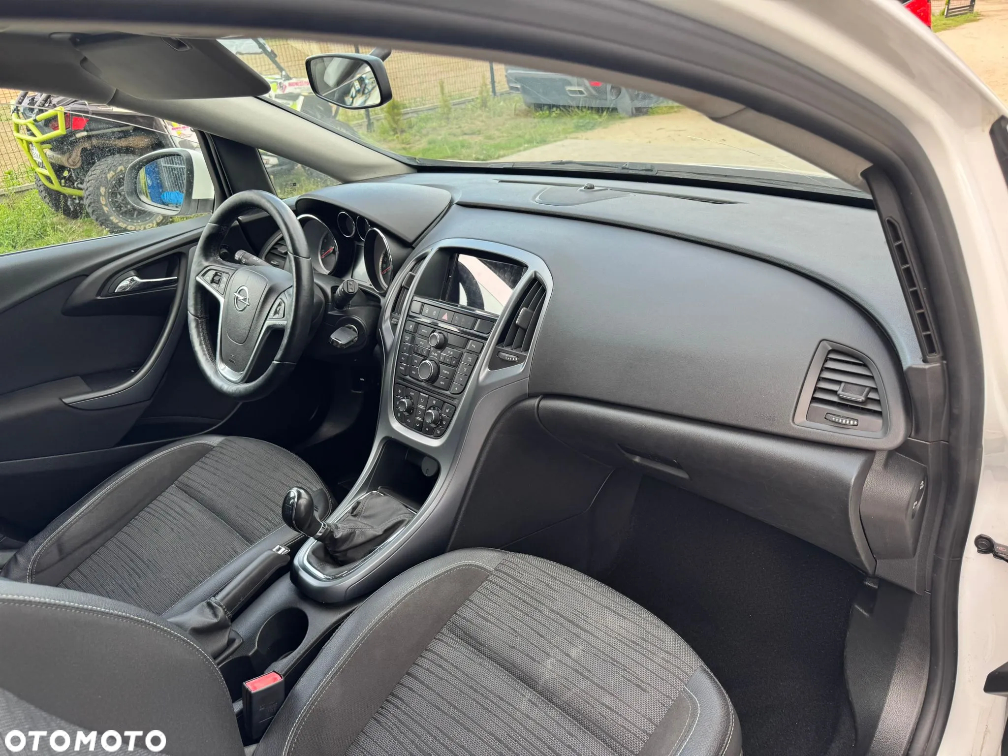 Opel Astra 1.4 Turbo Sports Tourer Design Edition - 11
