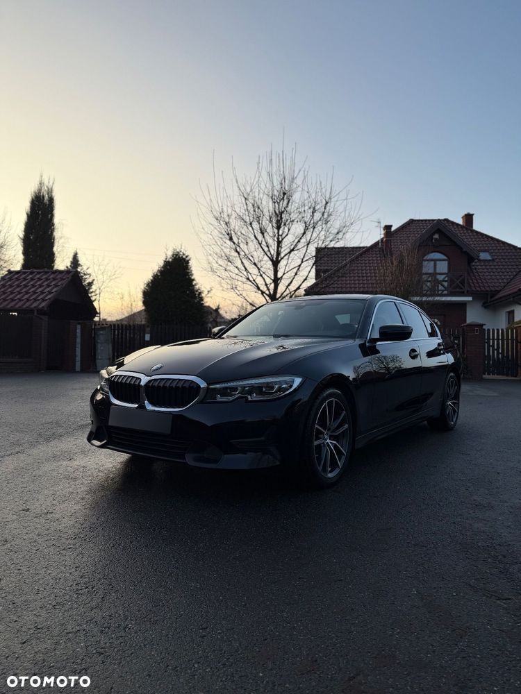 BMW Seria 3 330i Sport Line - 7