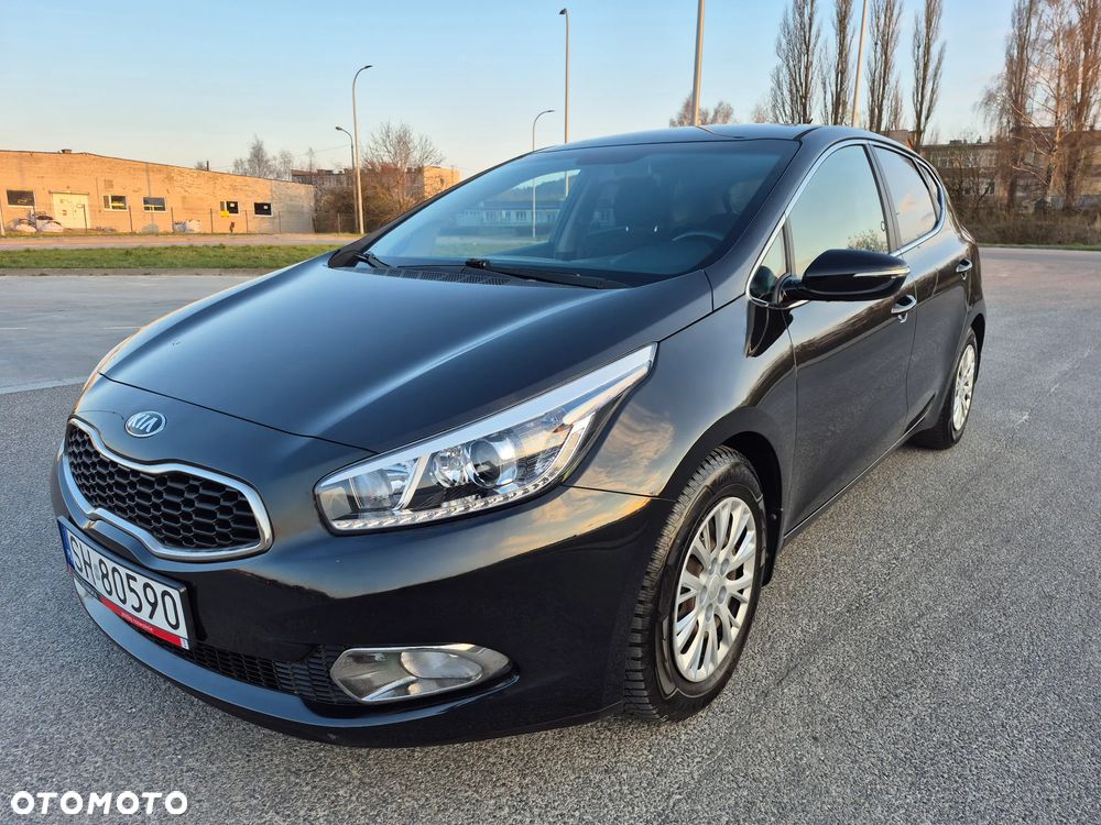 Kia Ceed 1.6 GDI L - 1