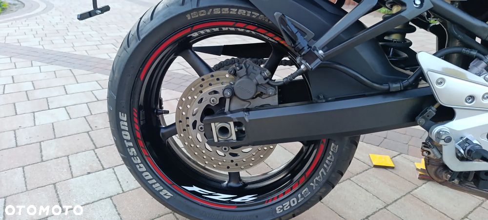 Yamaha FZ6 - 23