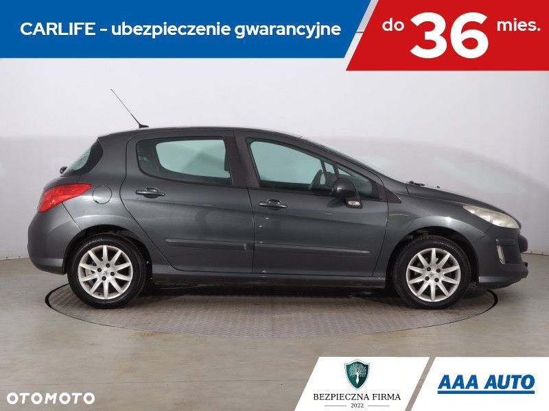 Peugeot 308 - 8