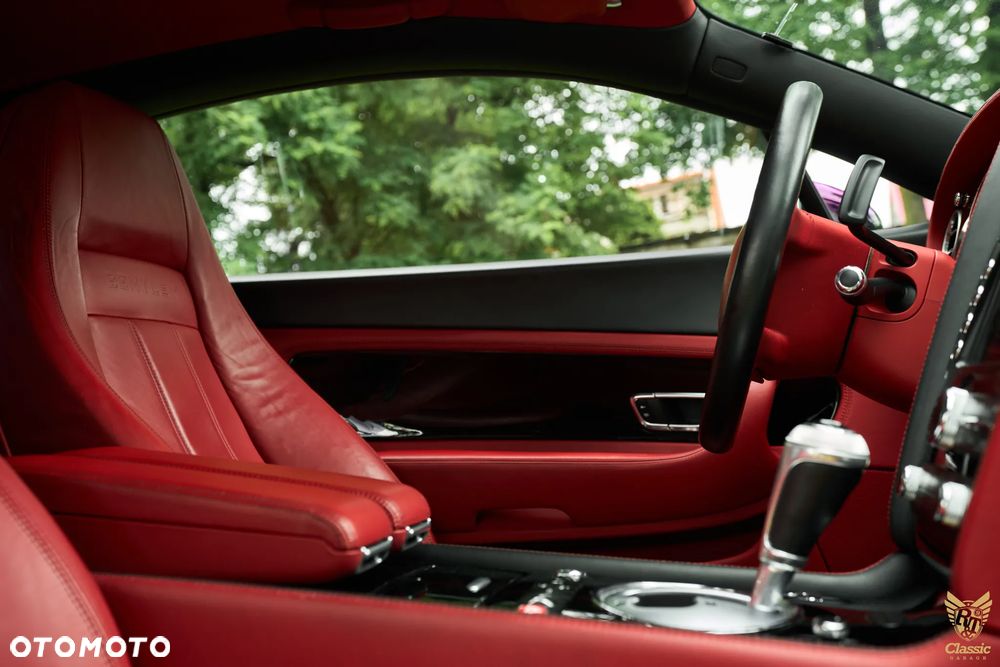 Bentley Continental GT - 24