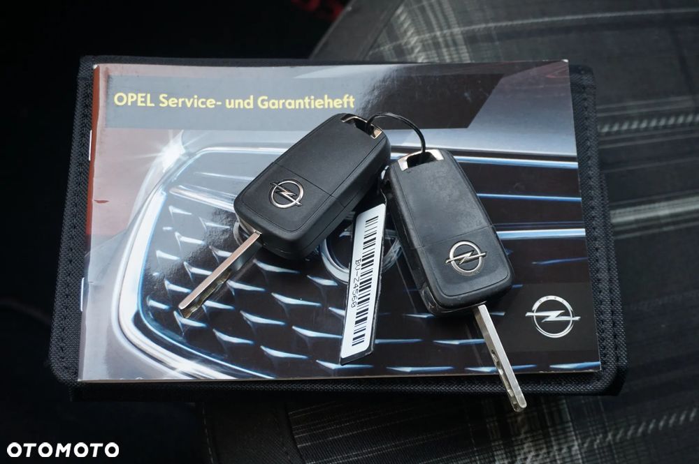 Opel Corsa 1.4 Innovation - 19