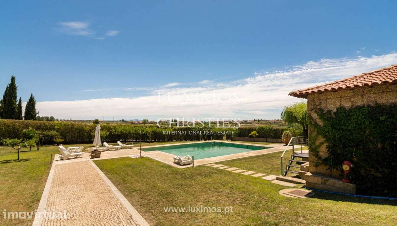 Venda: Propriedade secular com olival, capela, jardim e piscina, Miran - Grande imagem: 5/25