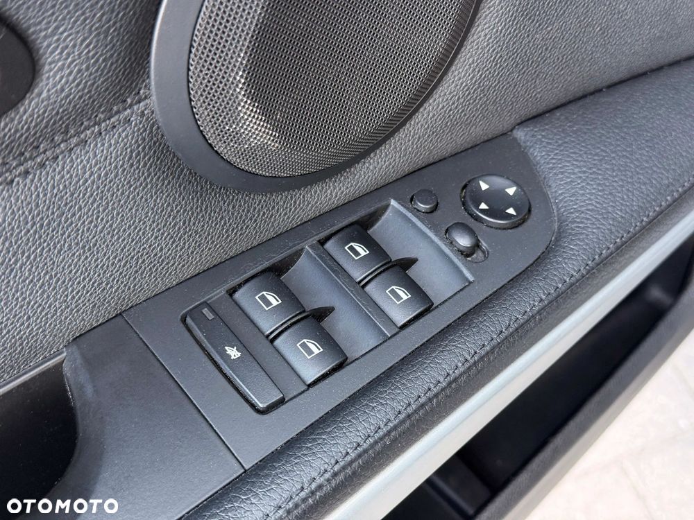 BMW Seria 3 320d DPF - 27