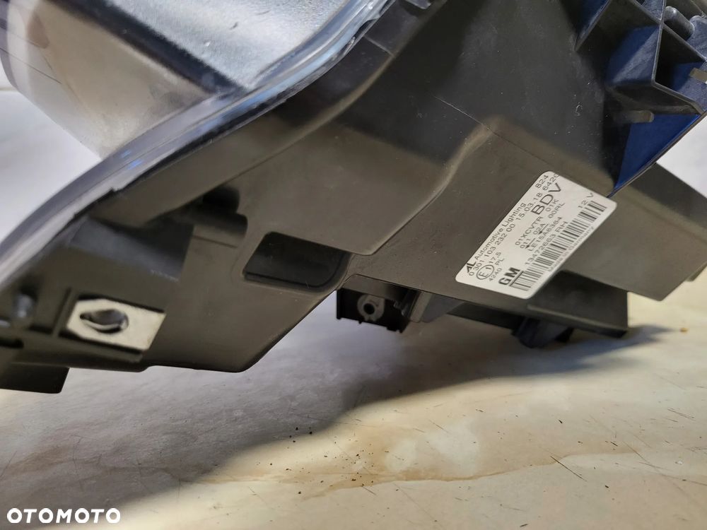 Opel Zafira C lift prawa full led - 2