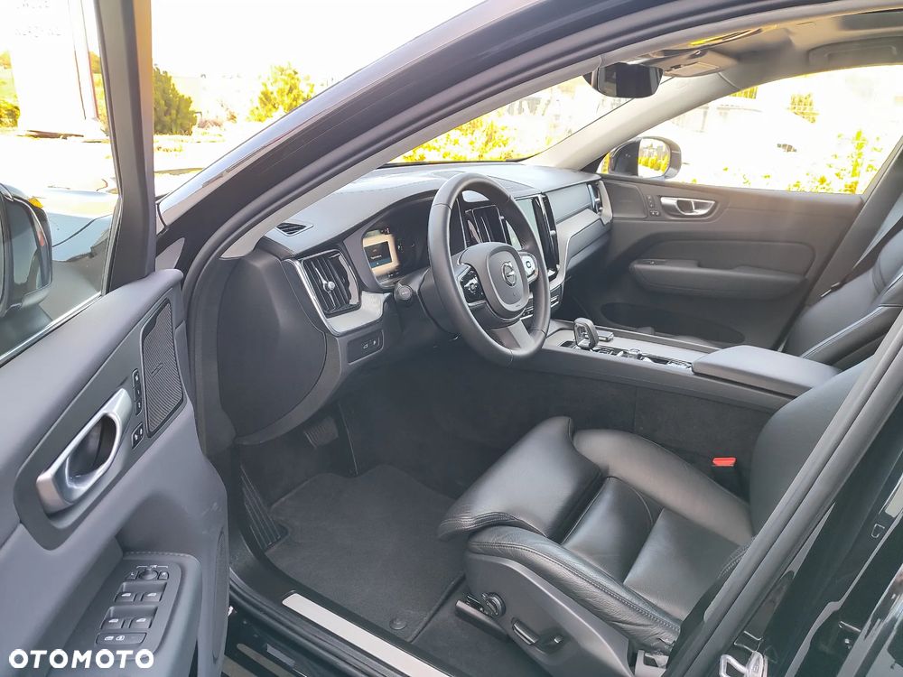 Volvo XC 60 T8 AWD Recharge Geartronic Inscription - 10
