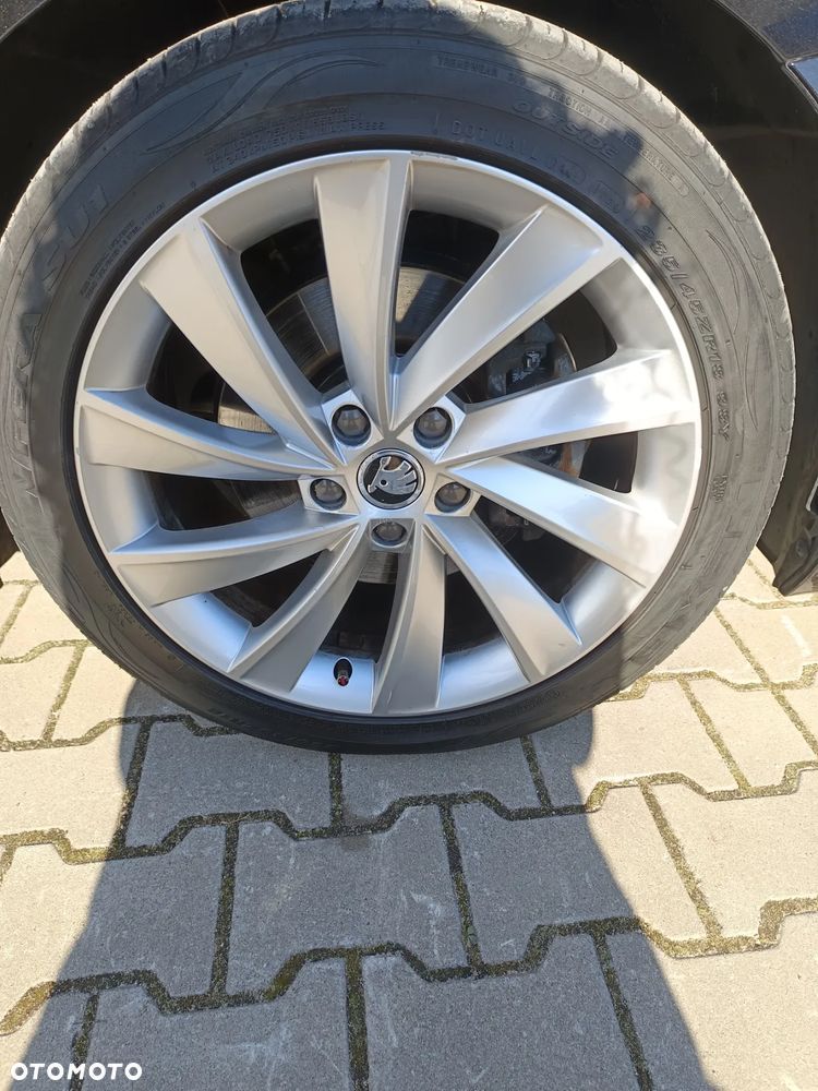 Skoda Superb 2.0 TSI L&K DSG - 15