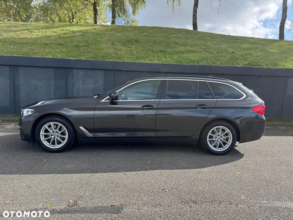 BMW Seria 5 520d Luxury Line - 3
