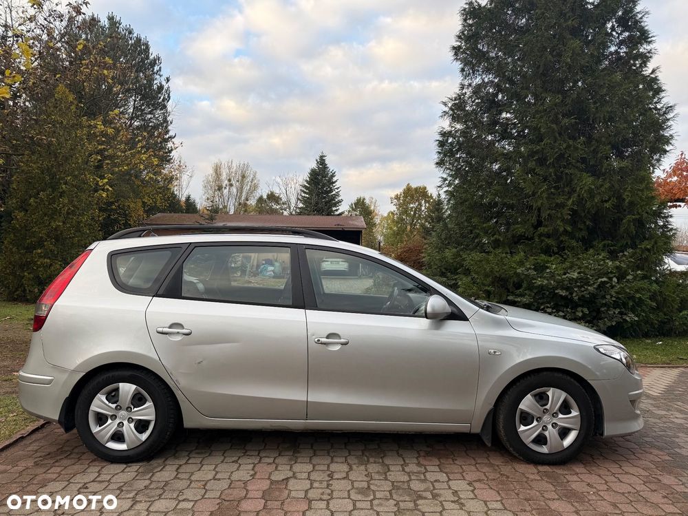 Hyundai I30 2010 photo 5