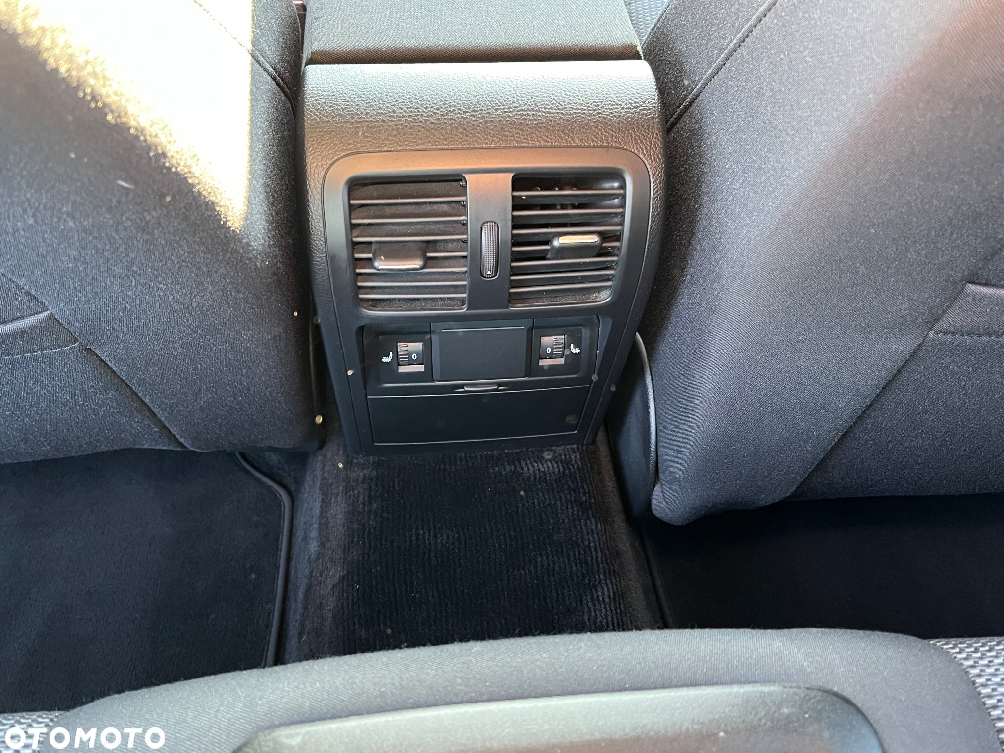 Volkswagen Passat CC 2.0 TDI - 13