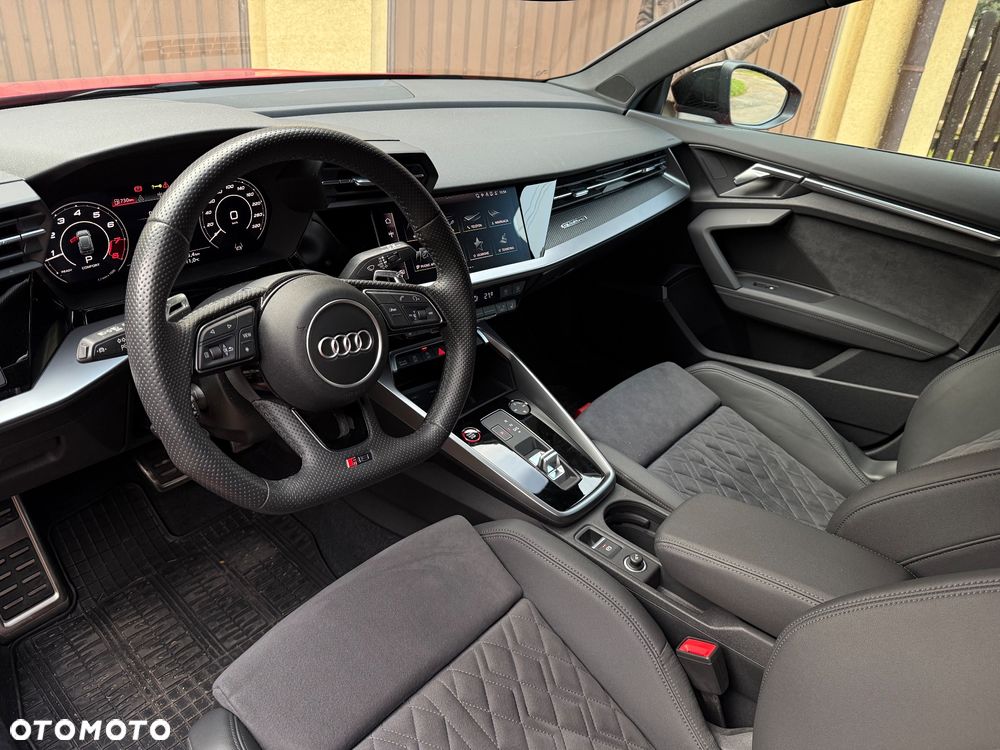 Audi RS3 Sportback - 15