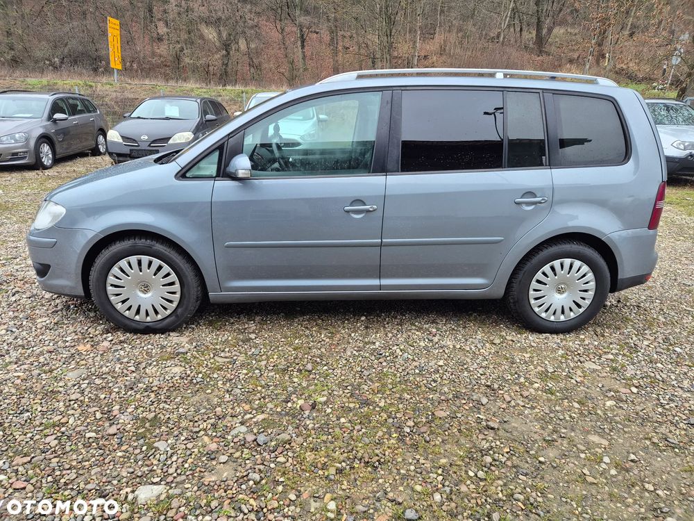 Volkswagen Touran 1.9 TDI DPF Blue Motion Trendline - 8