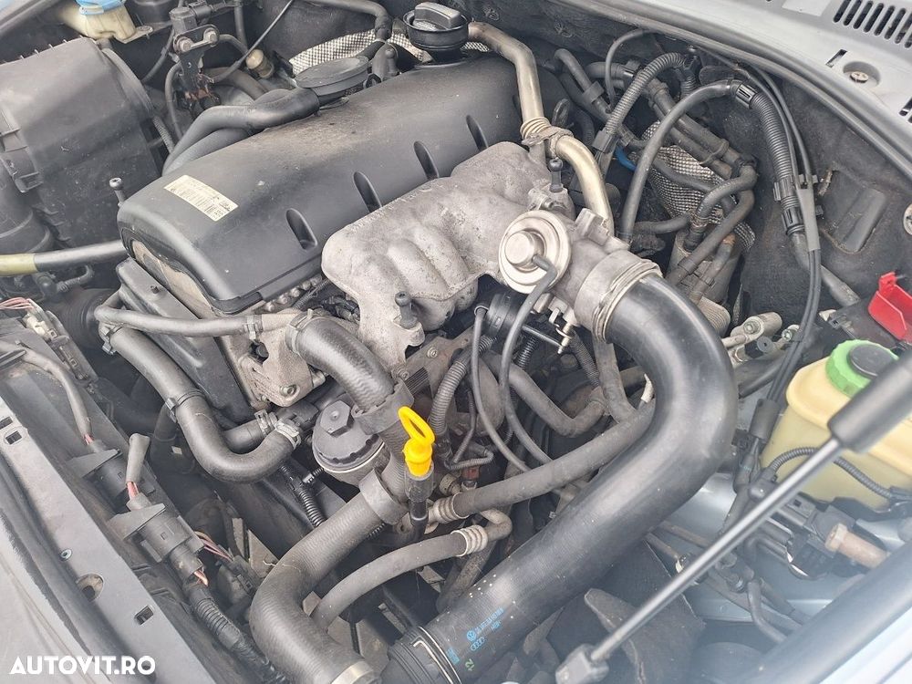 Motor defect , pornibil , baga ulei in apa  VOLKSWAGEN TOUAREG 7LA 2006 2.5 R5 TDI BAC 128KW|174HP - 2