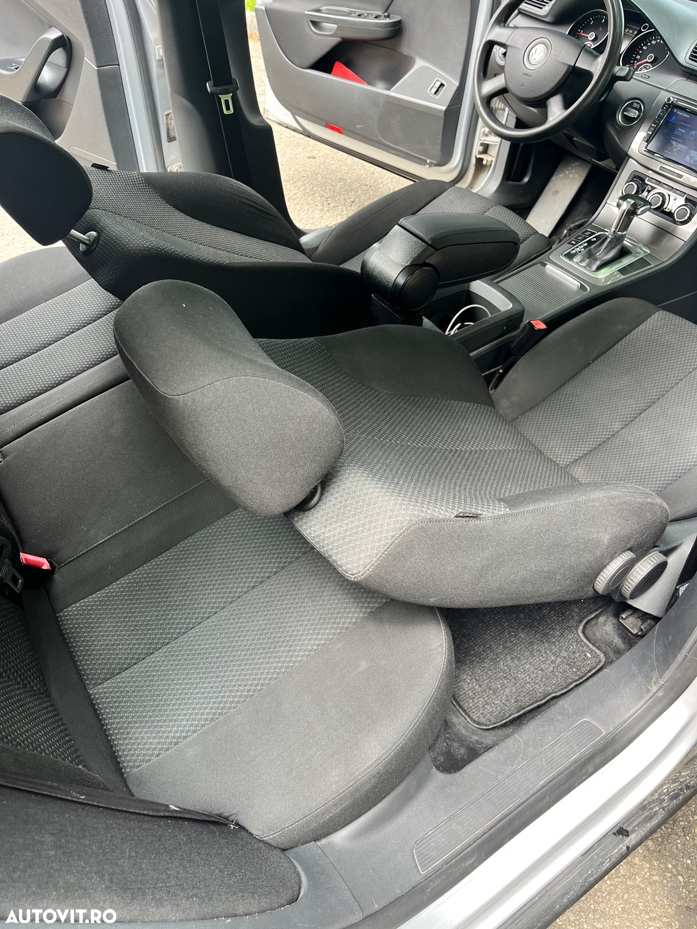 Volkswagen Passat Variant 2.0 TDI DPF DSG Trendline - 13