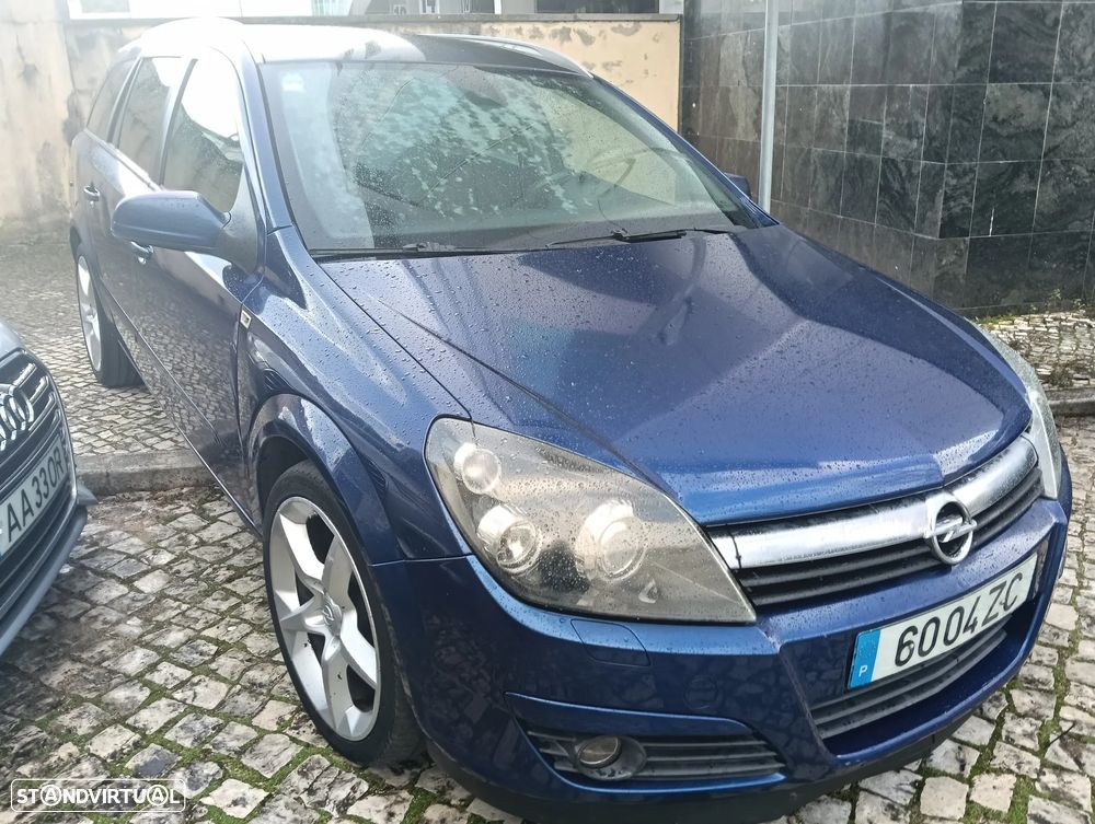 Opel Astra Caravan 1.9 CDTi Cosmo - 2