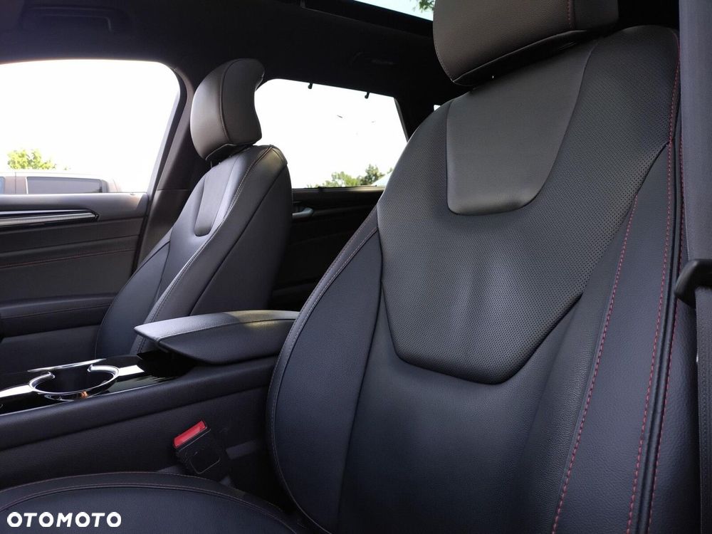Ford Mondeo - 27