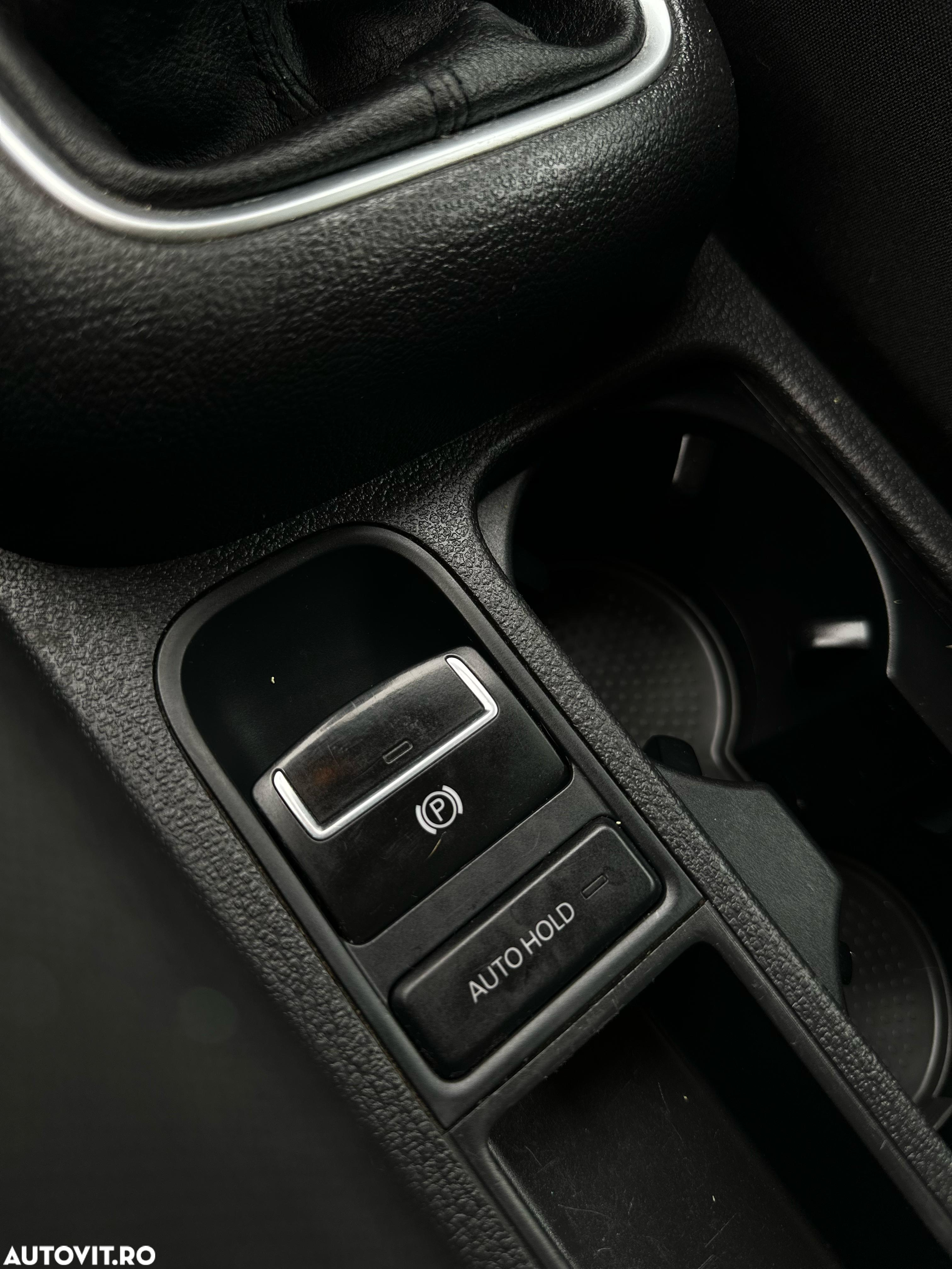 Volkswagen Tiguan - 11