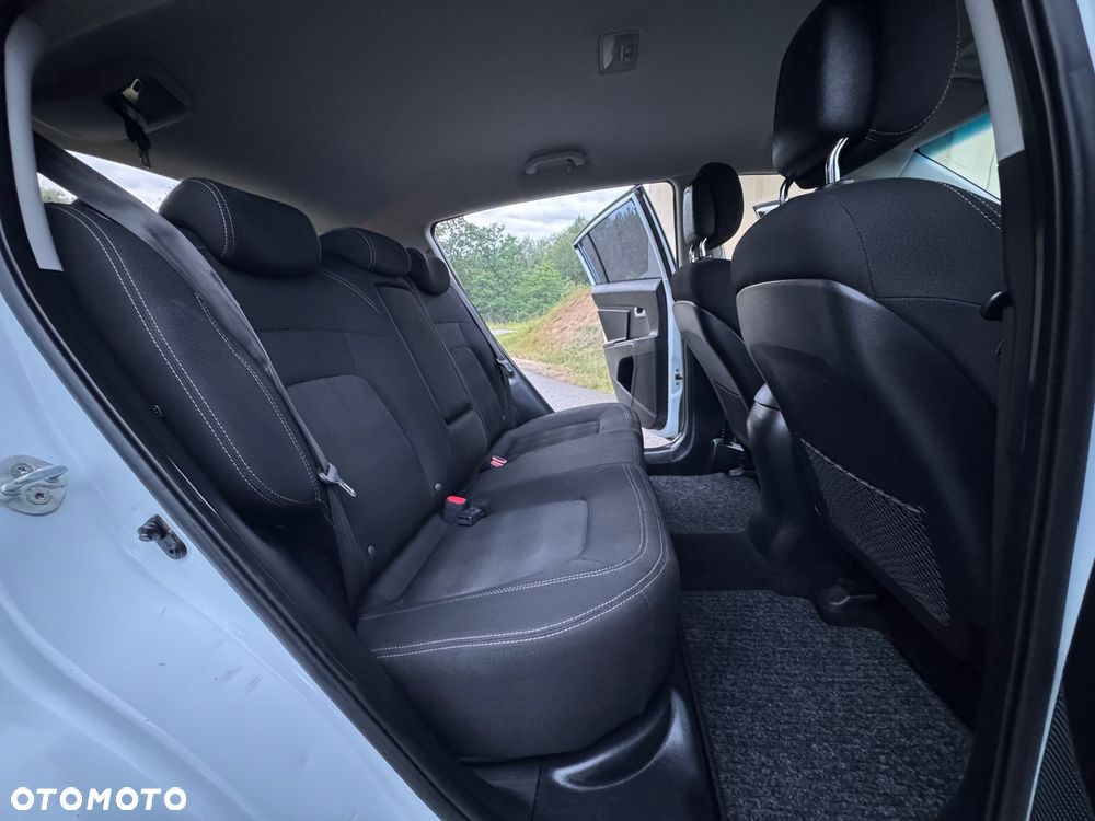 Kia Sportage 1.6 GDI L 2WD - 30