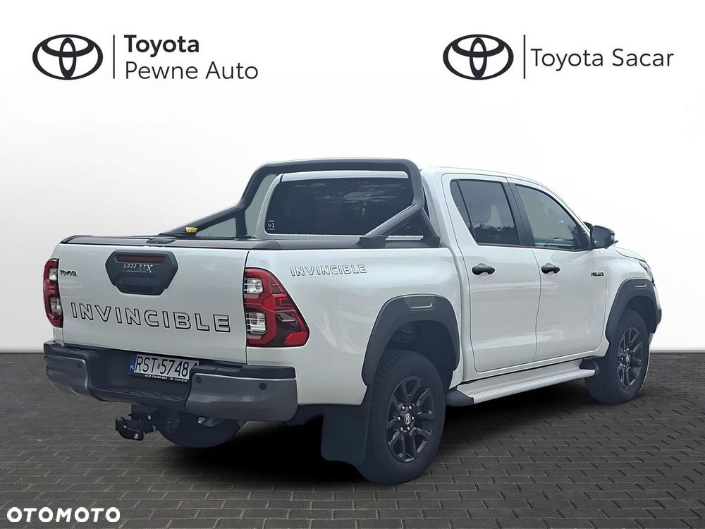 Toyota Hilux 2.8 D-4D mHEV Double Cab Invincible 4x4 - 5