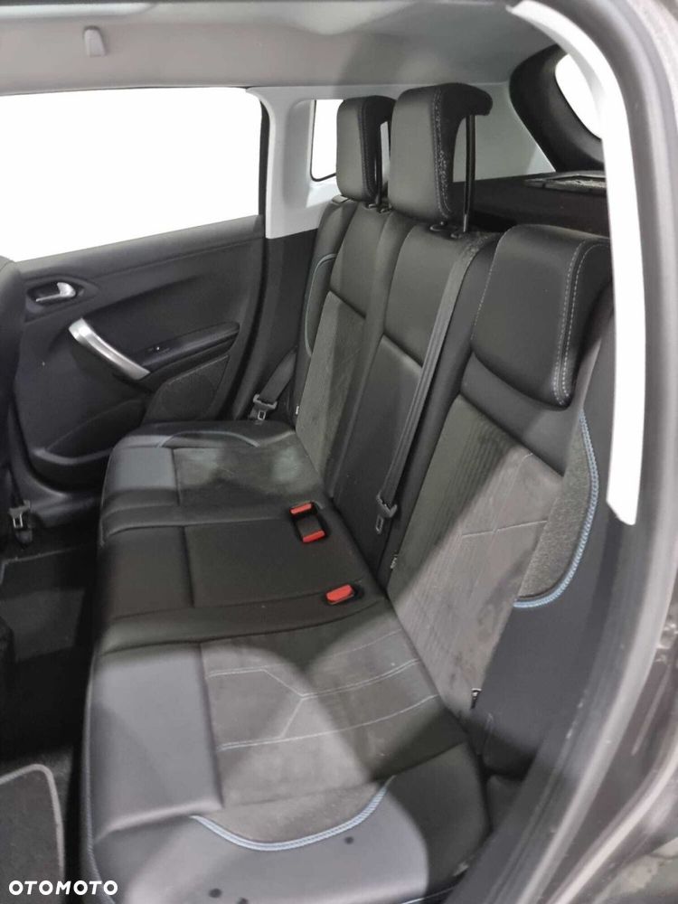 Peugeot 2008 - 23