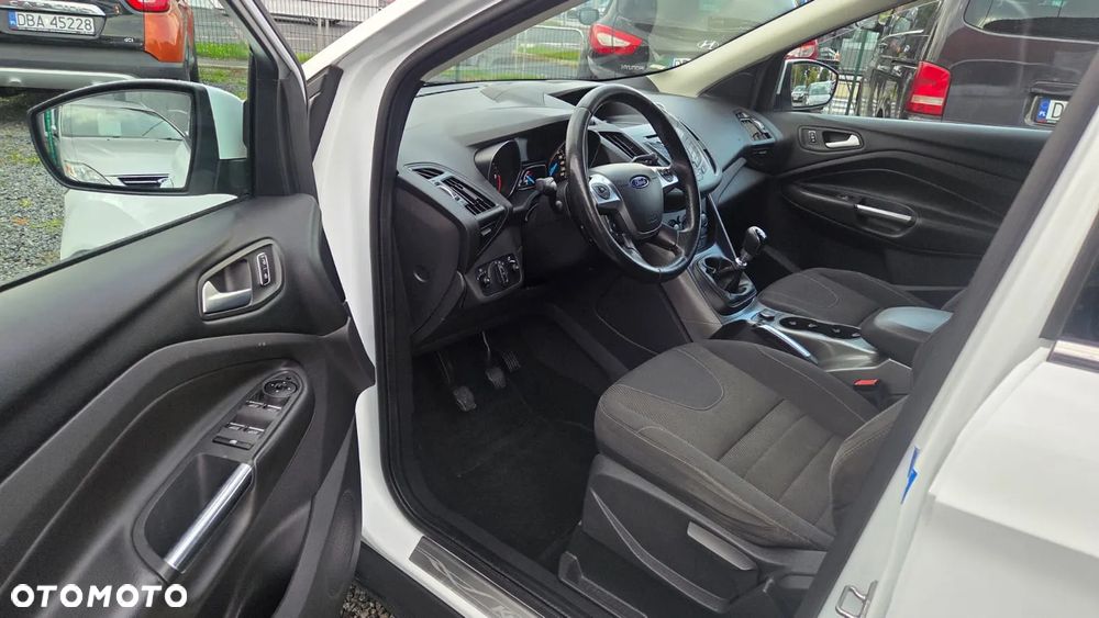 Ford Kuga 2.0 TDCi 4WD Titanium - 5