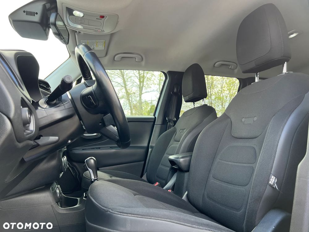 Jeep Renegade - 17