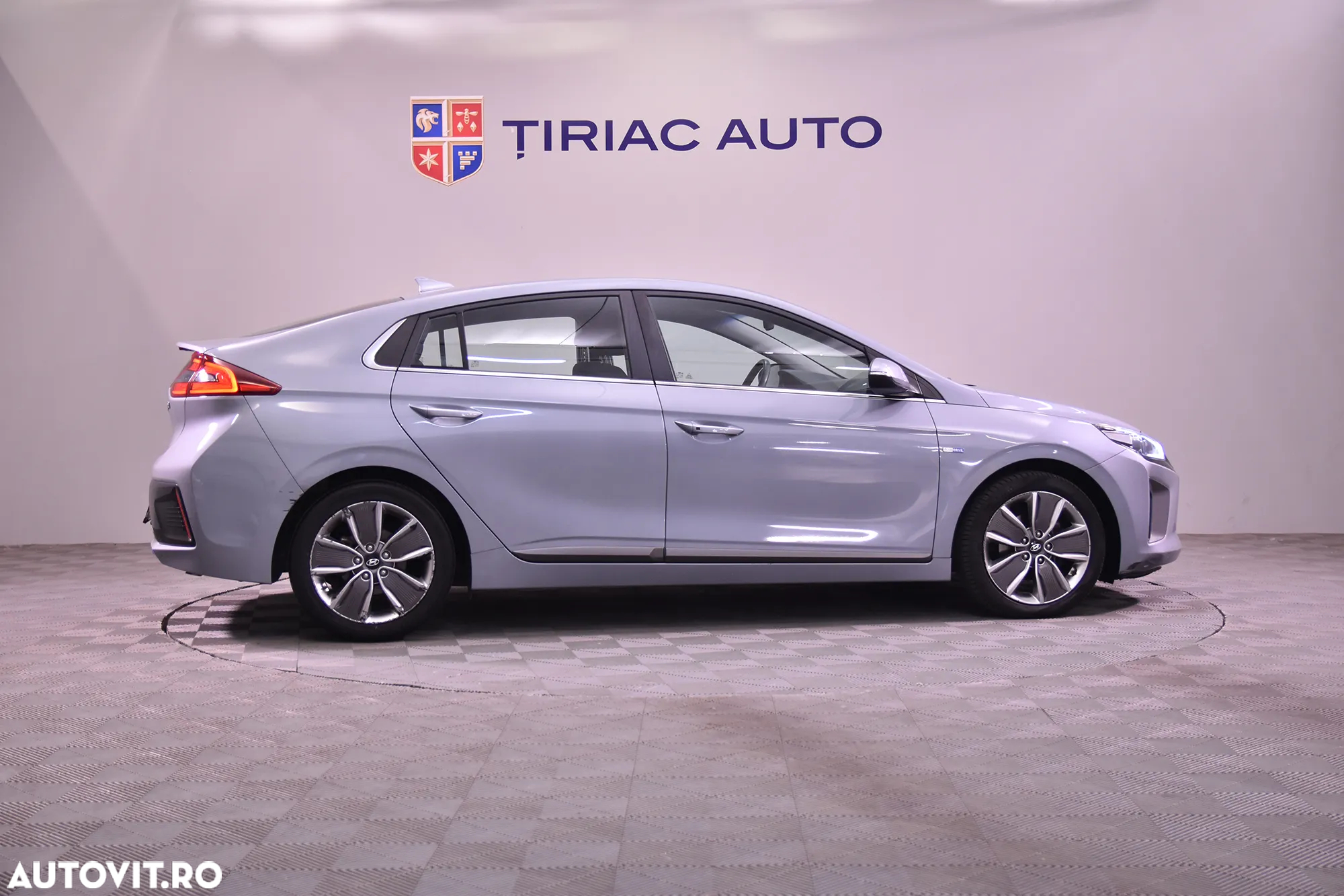 Hyundai IONIQ - 6