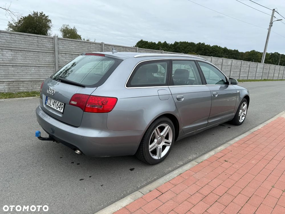 Audi A6 - 4